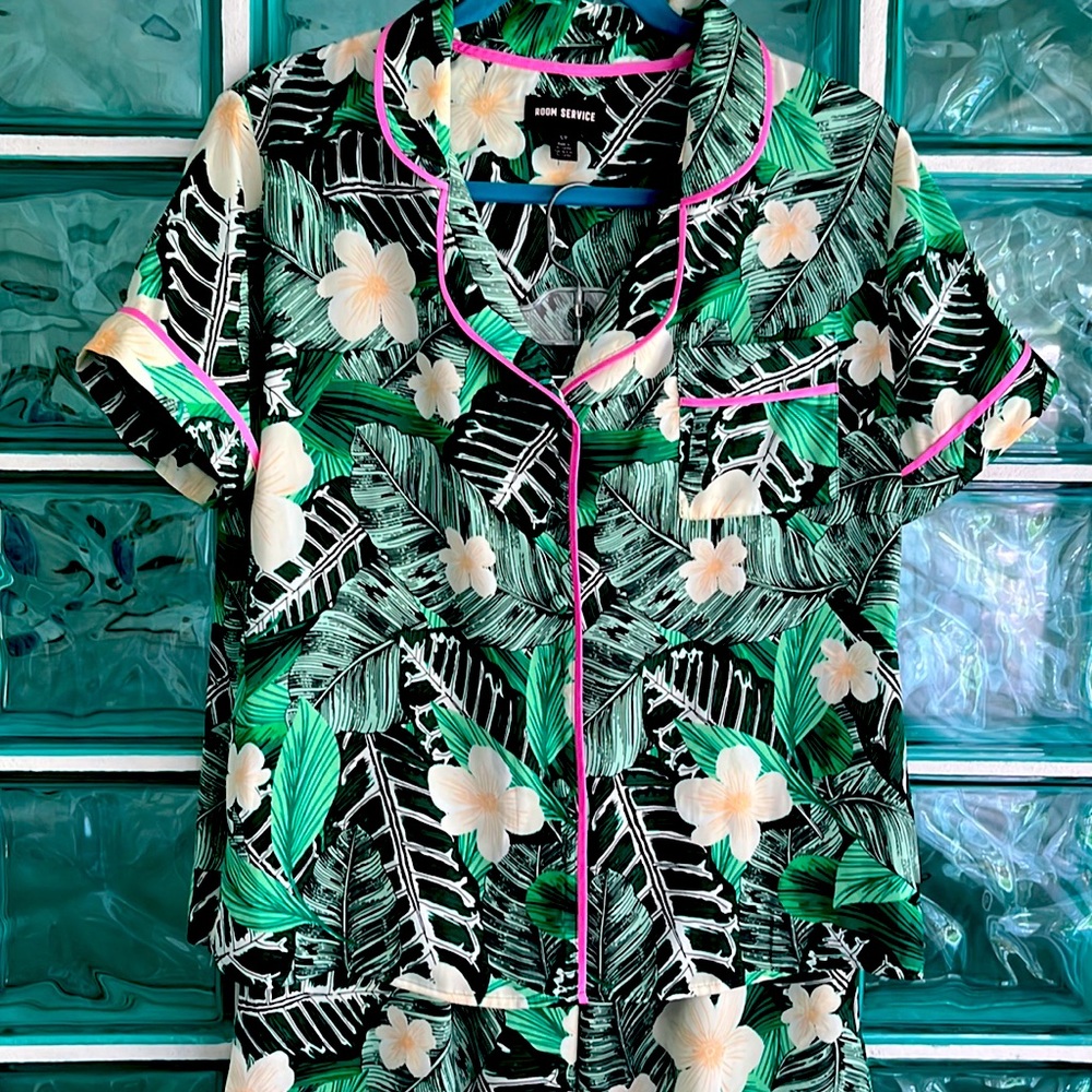 “Room Service” Summer Crop Pajamas